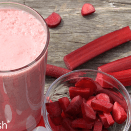 Strawberry Rhubarb Smoothie