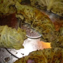 	Stuffed cabbage leaves