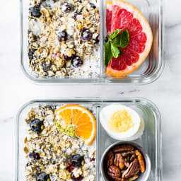 Superfood Overnight Oatmeal {Healthy Meal Prep 2 Ways}