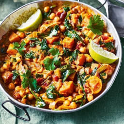 Sweet Potato, Chickpea and Spinach Curry