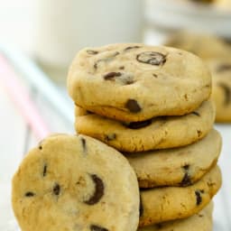 The BEST Soft-Batch Paleo Chocolate Chip Cookies {Paleo, Gluten-Free, Clean