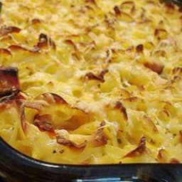 The Gentleman's Cheesy Macaroni with Ham & Cheese