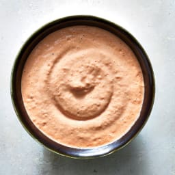 This Spicy Tomato Aioli Clocks in at Under 120 Calories