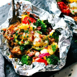 Tin Foil Cheesy BBQ Pulled Pork and Veggies