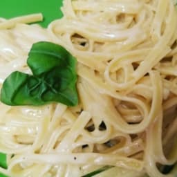 To Die For Fettuccine Alfredo Recipe