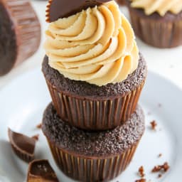 Ultimate Chocolate Peanut Butter Cupcakes