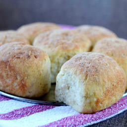 Gluten Free Garlic Herb Dinner Rolls
