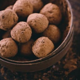 Vegan Cocoa Truffles