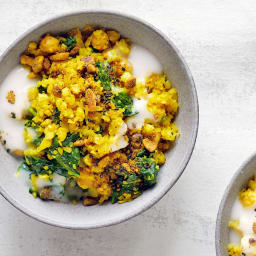 Vegan Riced Cauliflower Bowl with Chickpeas and Pistachio Dukkah