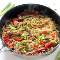 Vegan Udon Noodle Stir Fry with Jackfruit