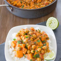 Vegan vegetable coconut curry
