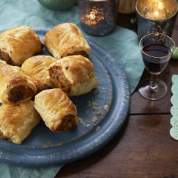 Vegetarian sausage rolls