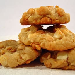 White Chocolate Macadamia Cookies