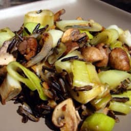 Wild Rice with Leeks And Mushrooms