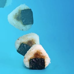 Yaki-onigiri (Japanese grilled rice balls)