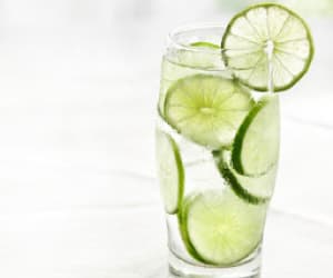 Agua-Fresca-De-Limon-(Lime-Drink)