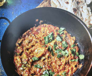 Aubergine-balti