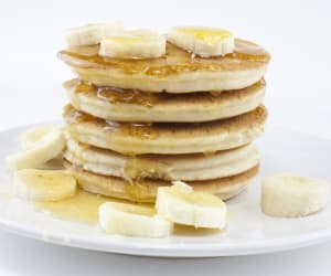 Banana-Oatmeal-Pancakes