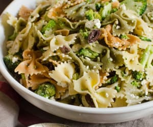 Broccoli-and-Feta-Pasta-Salad
