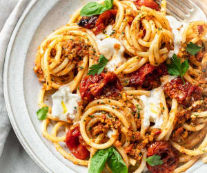 Bucatini-with-Sicilian-Almond-Pesto