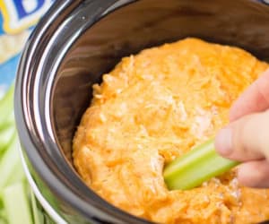 Buffalo-Chicken-Wing-Dip