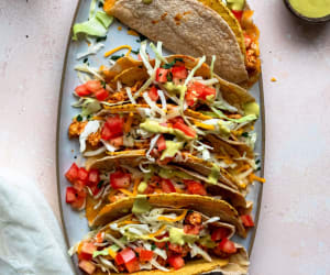 Cheesy-Gordita-Crunch-Tacos
