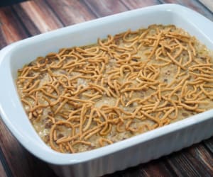 Chow-Mein-Noodle-Casserole