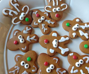 Classic-Gingerbread-Cookies
