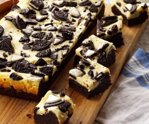 Cookies-N-Cream-Brownies