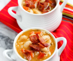 Creamy-White-Bean-and-Bacon-Soup