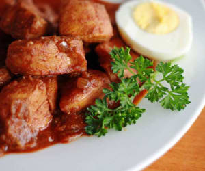 Doro-Wat-(Spicy-Ethiopian-Chicken-Stew)