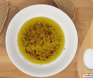 Garlic-and-Olive-Oil-Bread-Dip