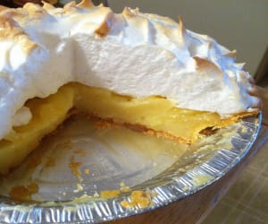 Grandmama-Ruby's-Lemon-Meringue-Pie
