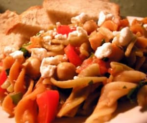 Greek-Pasta-Salad