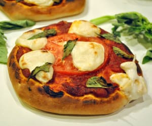 How-to-Make-Fresh-Vegan-Moxarella-Cheese-(and-a-Bonus-Pizza-Recipe!)