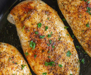 Juicy-Oven-Baked-Chicken-Breast