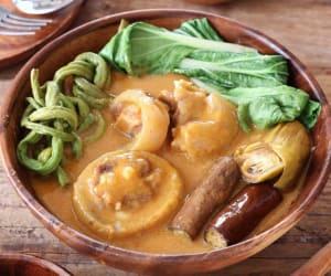 Kare-Kare-Recipe-(Oxtail-&-Tripe-Stew-in-Peanut-Sauce)