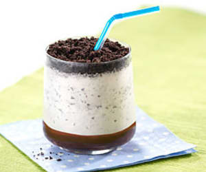 Layered-OREO-Milk-Shake