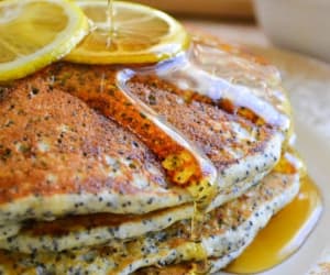 Lemon-Poppy-Seed-Pancakes