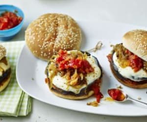 Mushroom-and-mozzarella-burger-with-relish