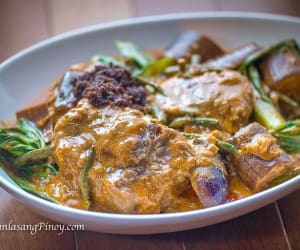 Oxtail-Kare-Kare-Recipe