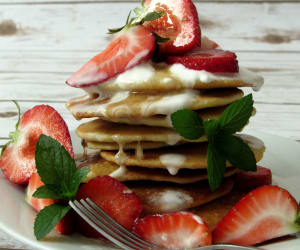 Paleo-Almond-Flour-Pancakes