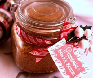 Peppermint-Sugar-Scrub-–-Body-Scrub-Recipe