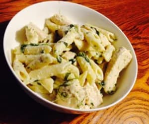 Pesto-Chicken-Florentine