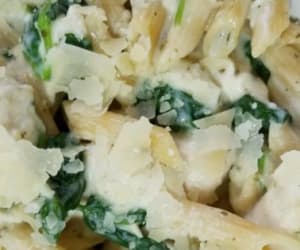 Pesto-Chicken-Florentine-Recipe