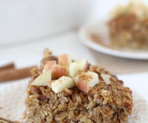 Pumpkin-+-Apple-Oatmeal-Bake