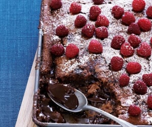 Rich-choc-caramel-self-saucing-pud