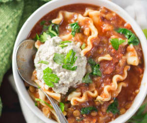 Slow-Cooker-Vegan-Lasagna-Soup