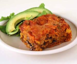Slow-Cooker-Black-Bean-and-Corn-Enchilada-Casserole