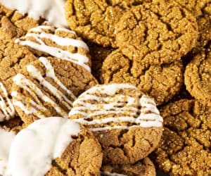 Spicy-Molasses-Cookies-Recipe